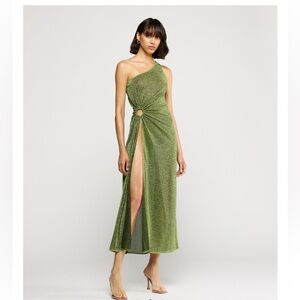 Oseree One-Shoulder Green Midi Dress with Side Ring Detail